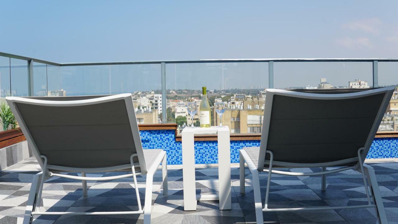 Luxury Rooftop Apartment In เนทันยา ภายนอก รูปภาพ