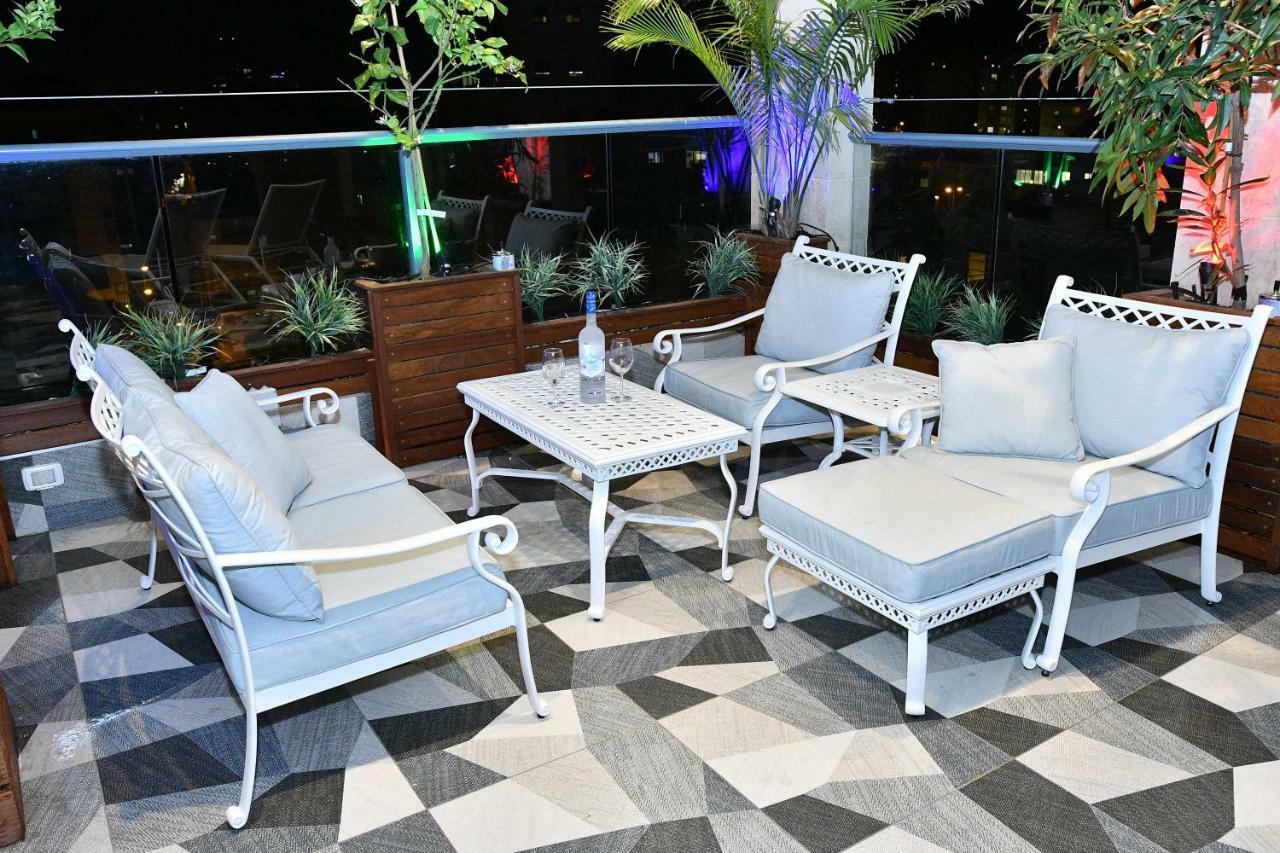 Luxury Rooftop Apartment In เนทันยา ภายนอก รูปภาพ